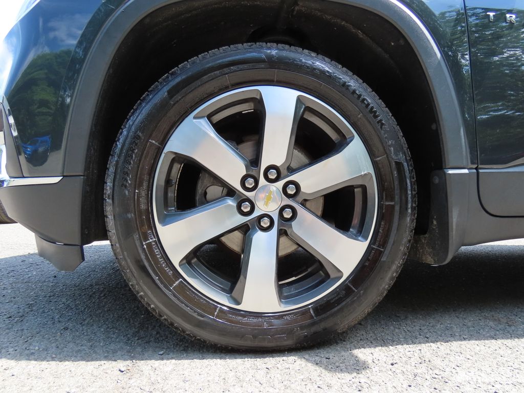 Thumbnail: 2020 Chevrolet Traverse - 7