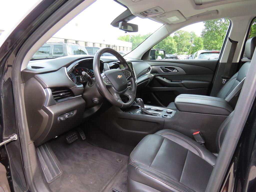 Thumbnail: 2019 Chevrolet Traverse - 2