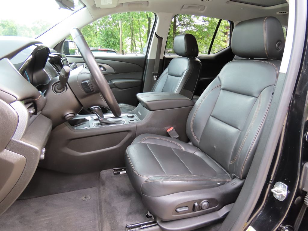 Thumbnail: 2019 Chevrolet Traverse - 9