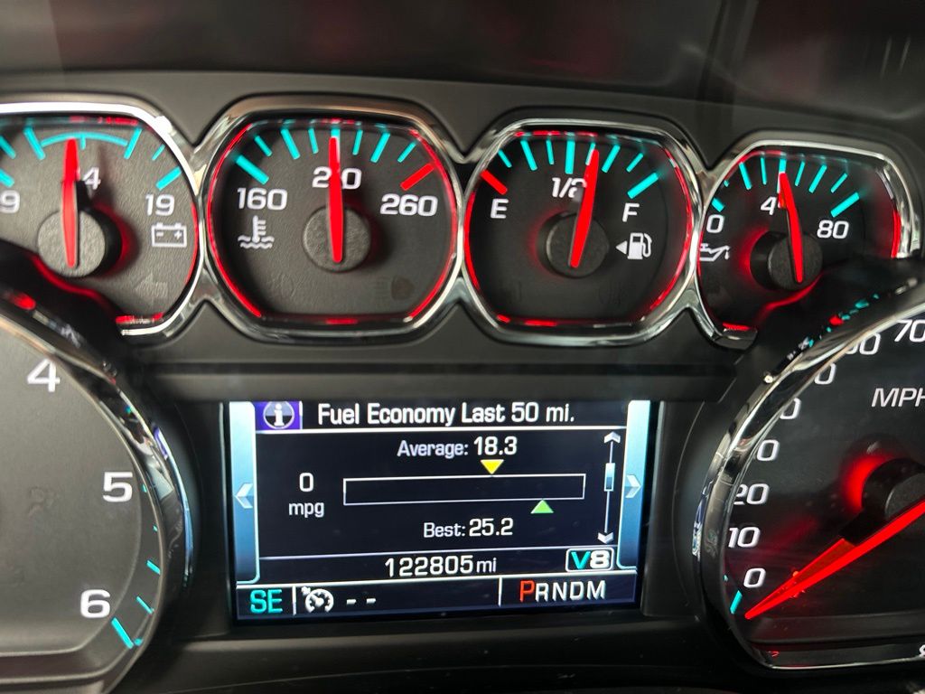 Thumbnail: 2016 Chevrolet Tahoe - 31