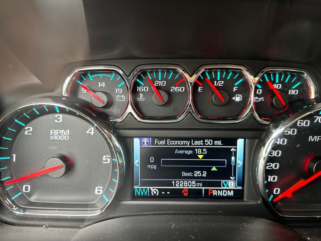 Thumbnail: 2016 Chevrolet Tahoe - 6