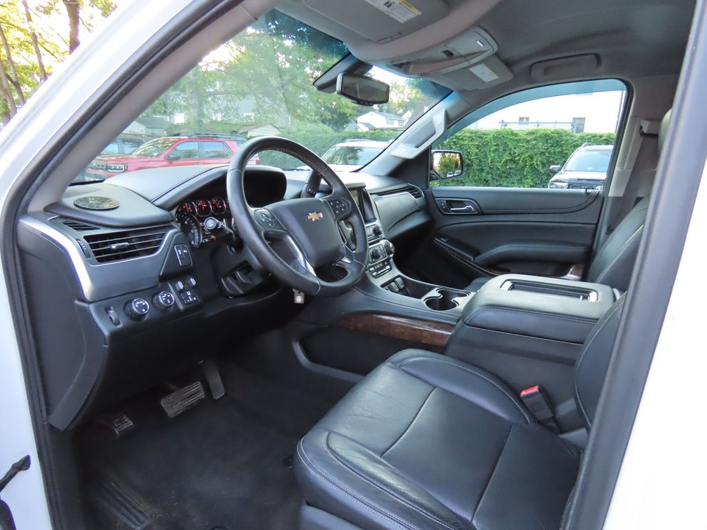 Thumbnail: 2016 Chevrolet Tahoe - 2