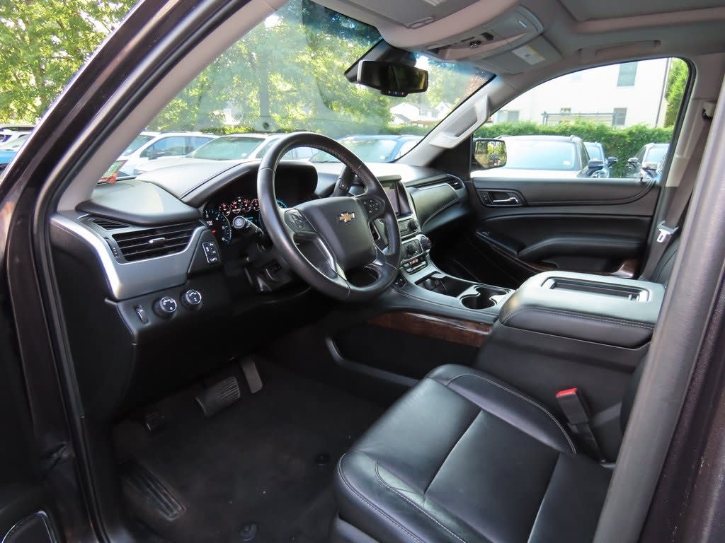 Thumbnail: 2017 Chevrolet Tahoe - 2