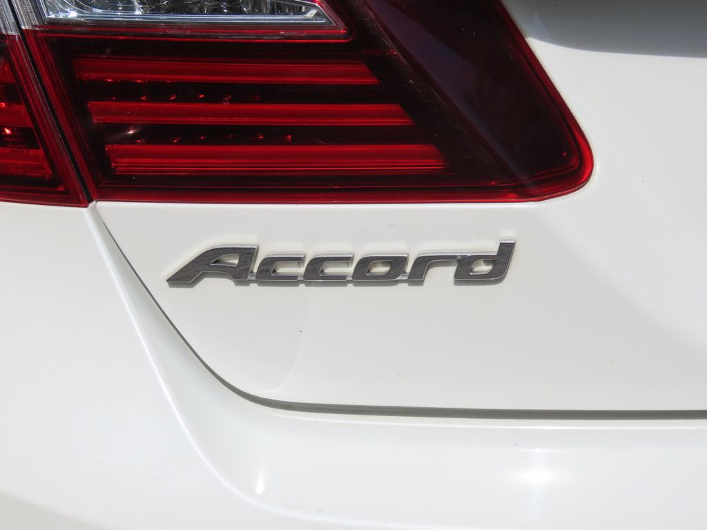 Thumbnail: 2017 Honda Accord - 6