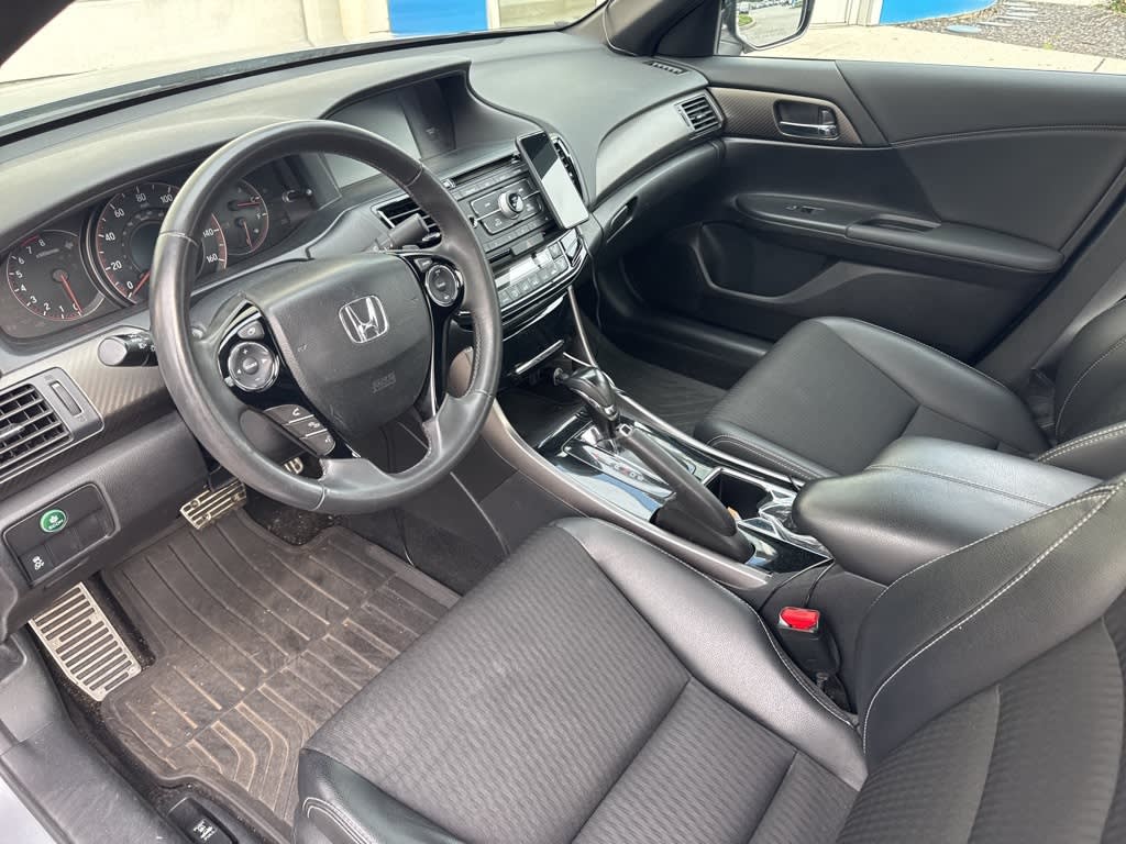 Thumbnail: 2017 Honda Accord - 4