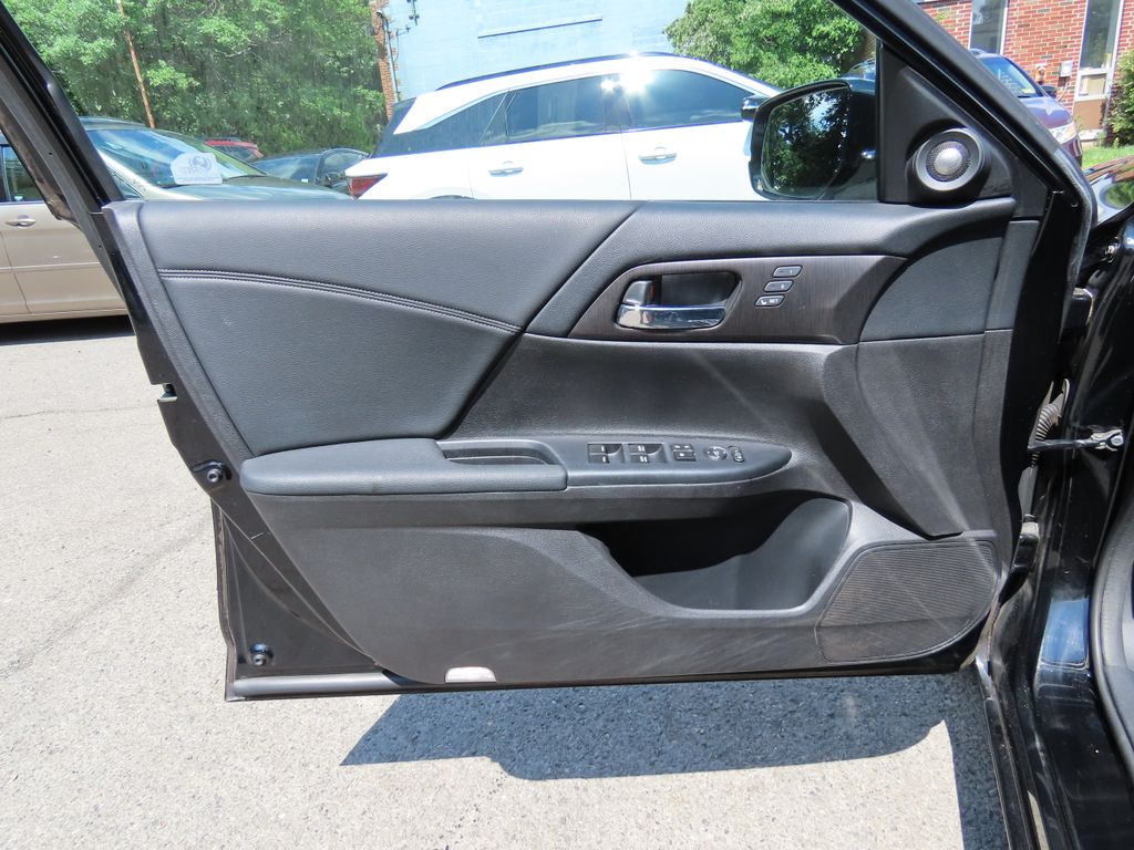 Thumbnail: 2014 Honda Accord - 22