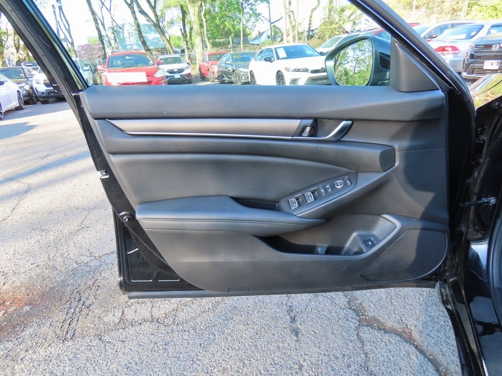 2022 Honda Accord LX 21