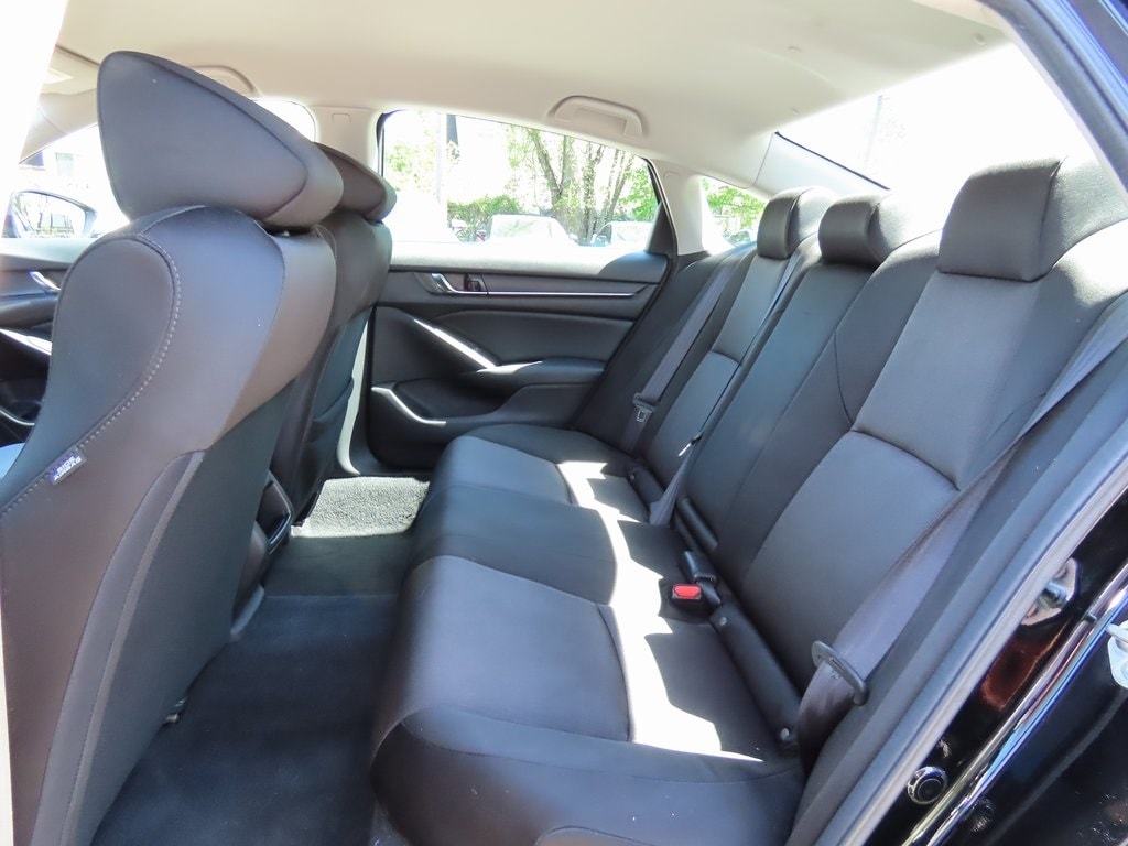 2022 Honda Accord LX 11