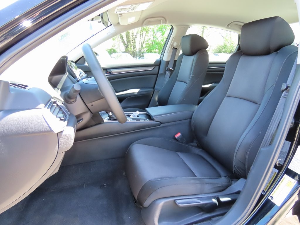 2022 Honda Accord LX 10