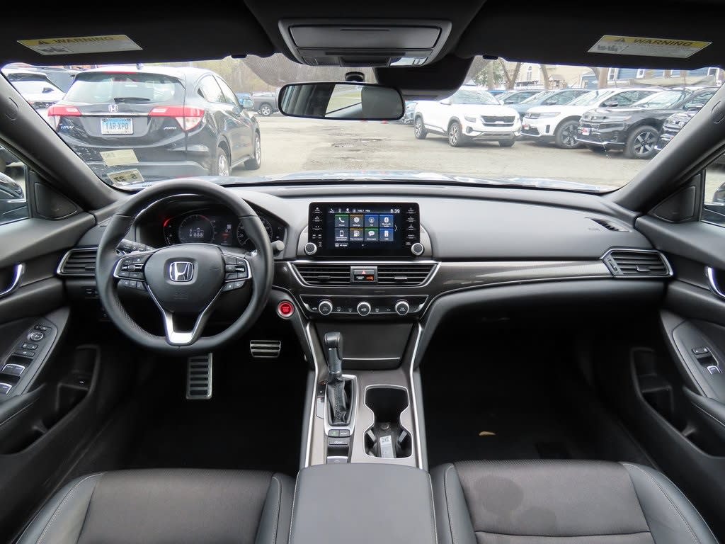 2022 Honda Accord Sport 2