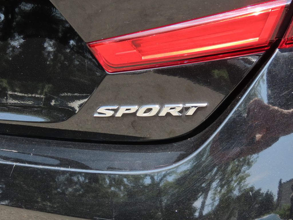 Thumbnail: 2019 Honda Accord - 19