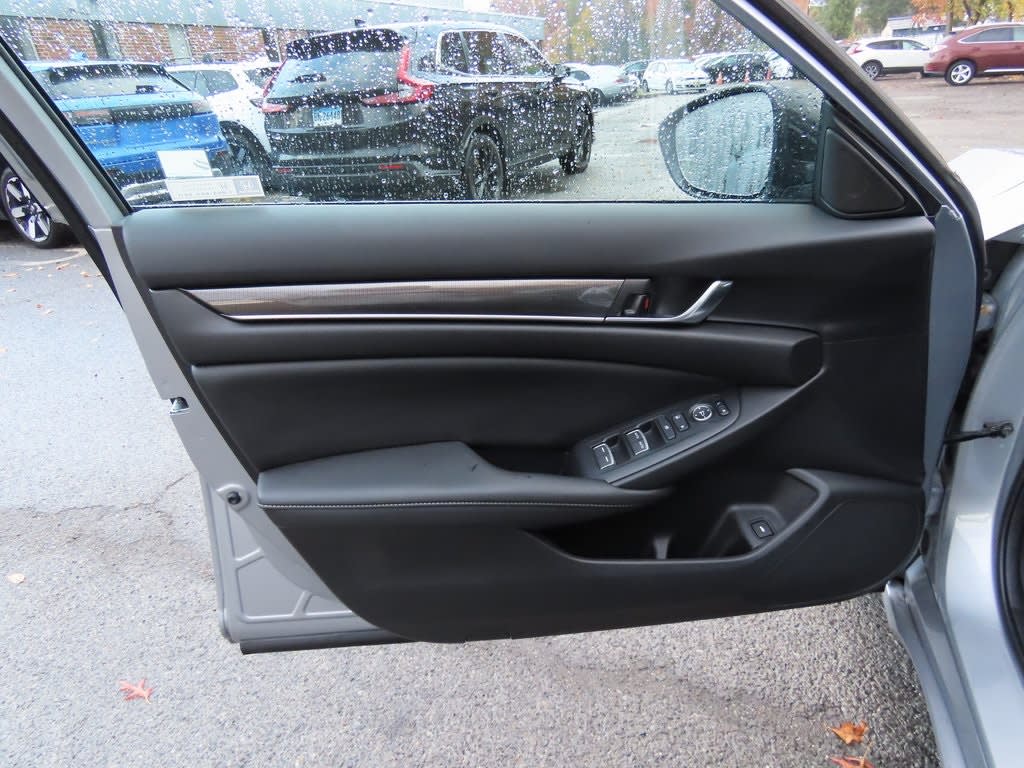 Thumbnail: 2022 Honda Accord - 22