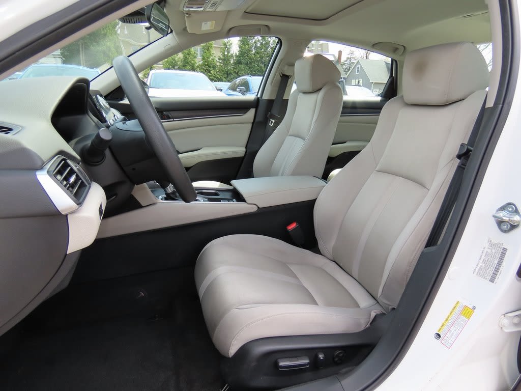 2018 Honda Accord EX 9