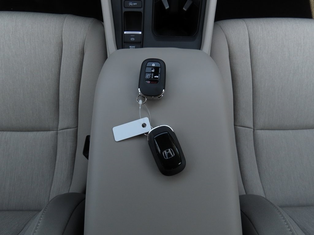 Thumbnail: 2025 Honda Accord - 17