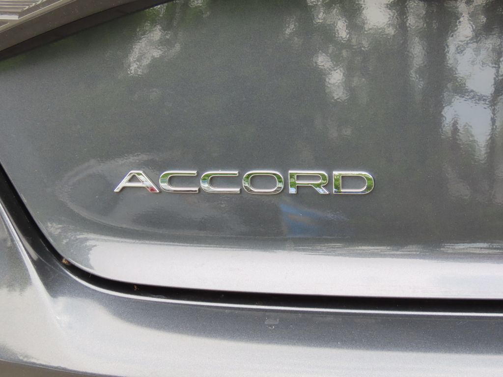2023 Honda Accord LX - Photo 6