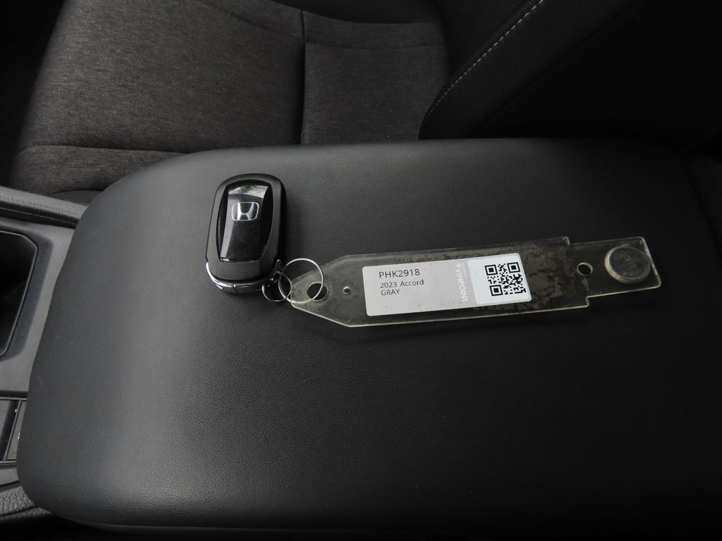 2023 Honda Accord LX - Photo 18