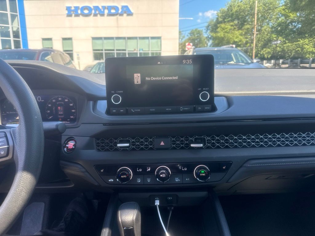 Thumbnail: 2023 Honda Accord - 5