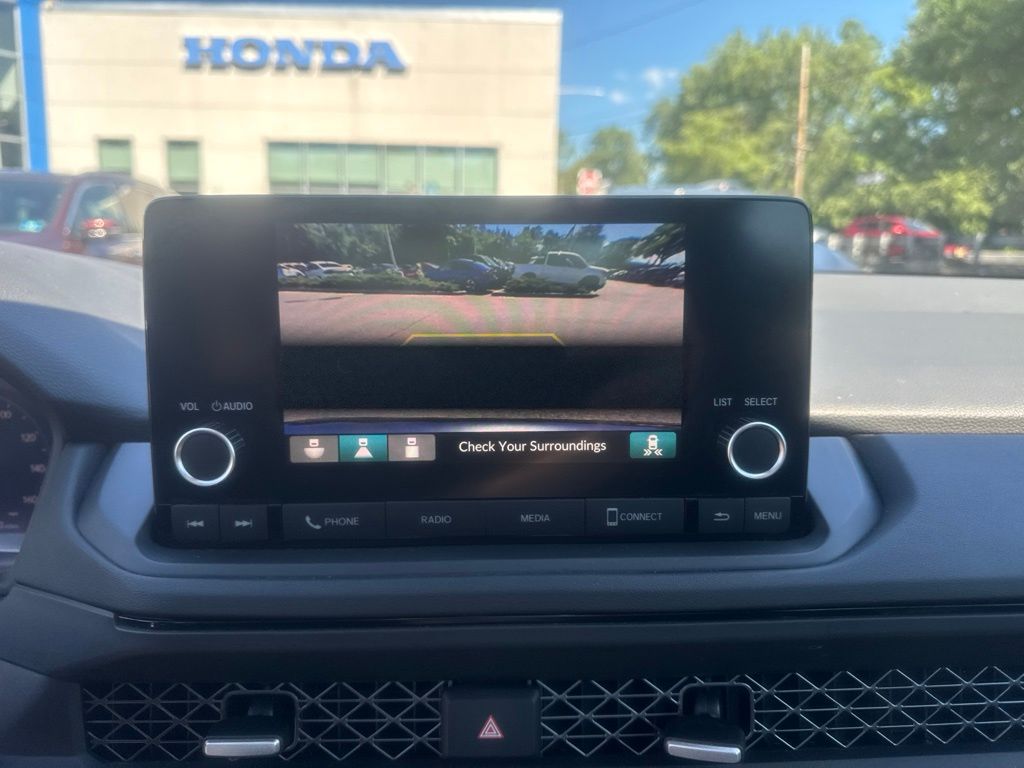 Thumbnail: 2023 Honda Accord - 22