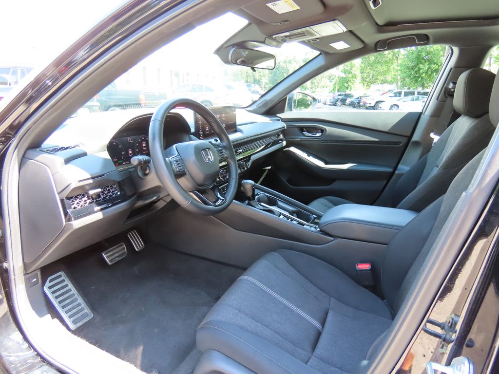 Thumbnail: 2024 Honda Accord - 9