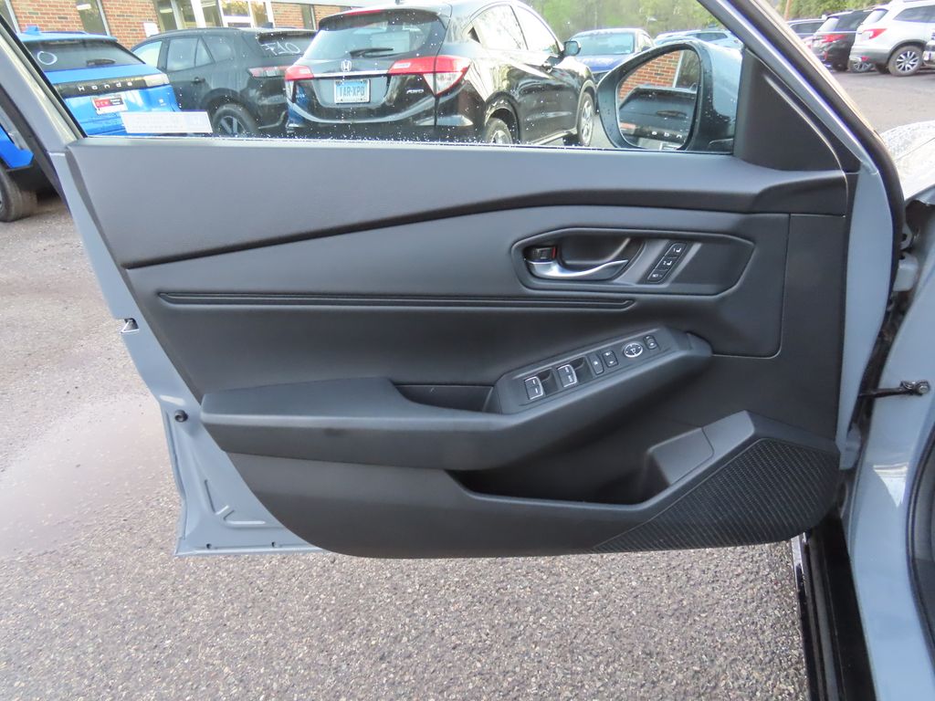 Thumbnail: 2023 Honda Accord - 22