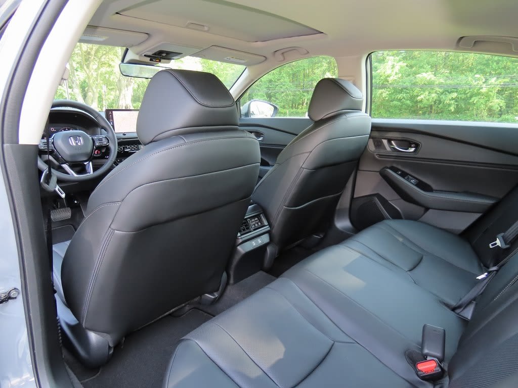 Thumbnail: 2025 Honda Accord - 19