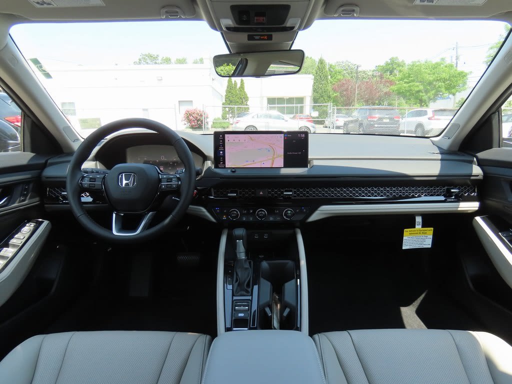 Thumbnail: 2025 Honda Accord - 10
