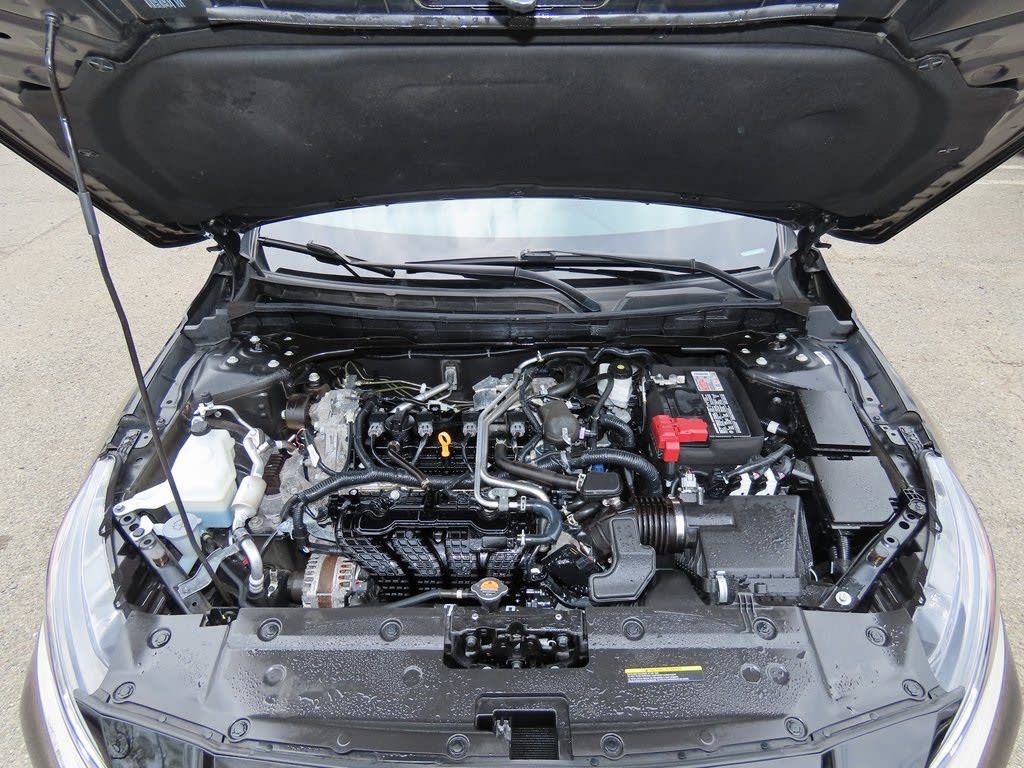 2023 Nissan Altima SR 6