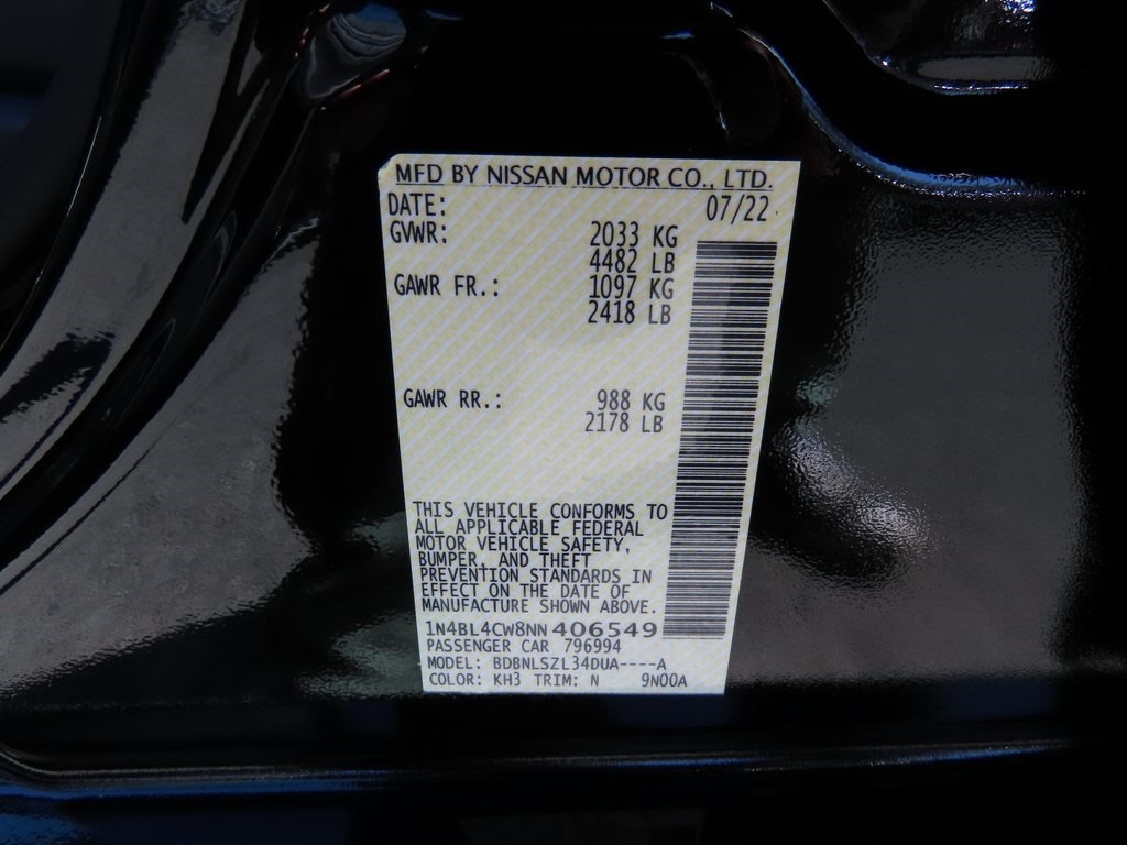 2022 Nissan Altima SR 18