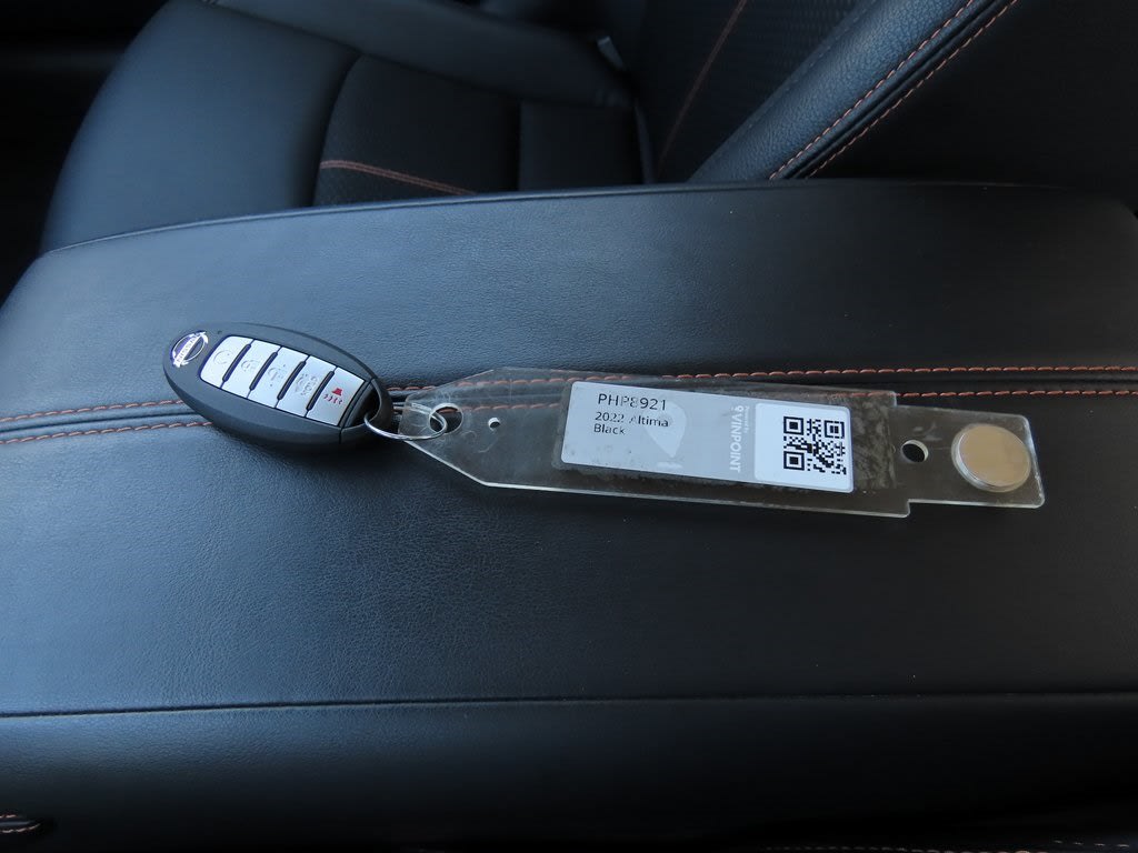 2022 Nissan Altima SR 27