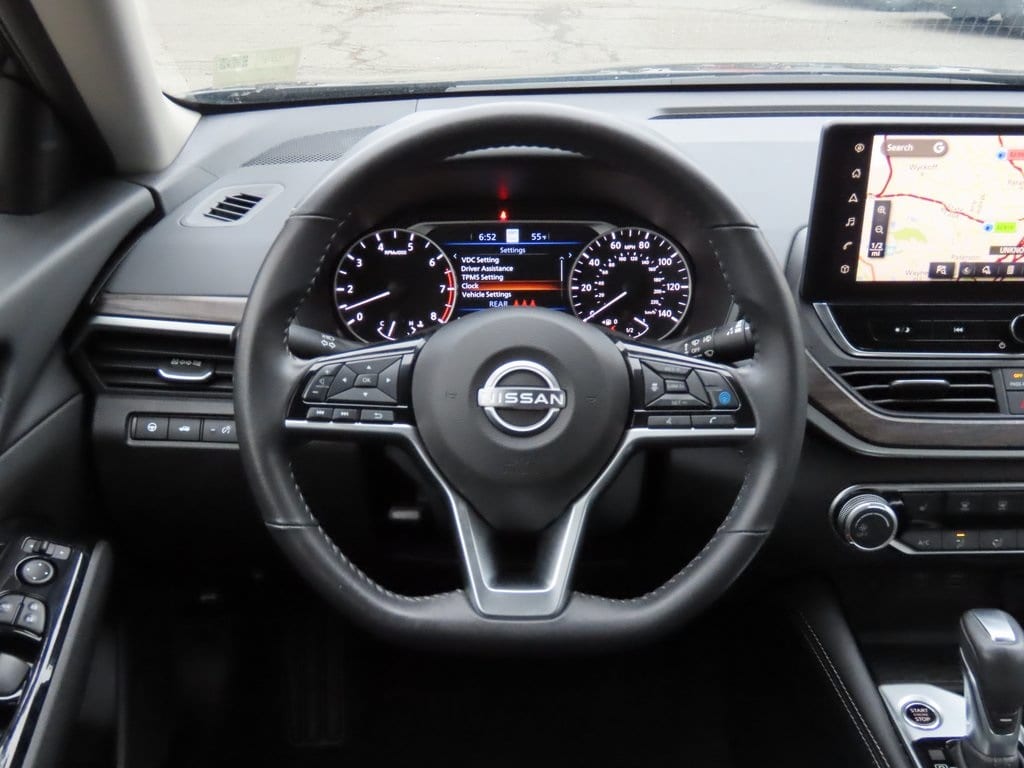 2023 Nissan Altima SV 13