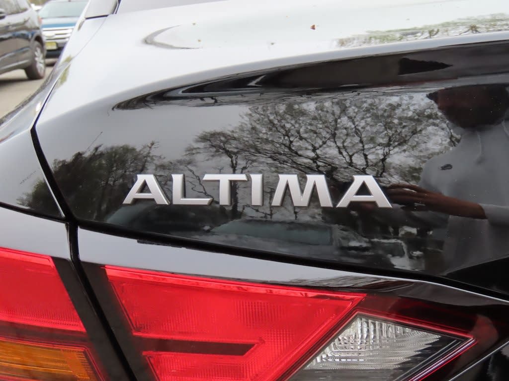 2023 Nissan Altima SV 6