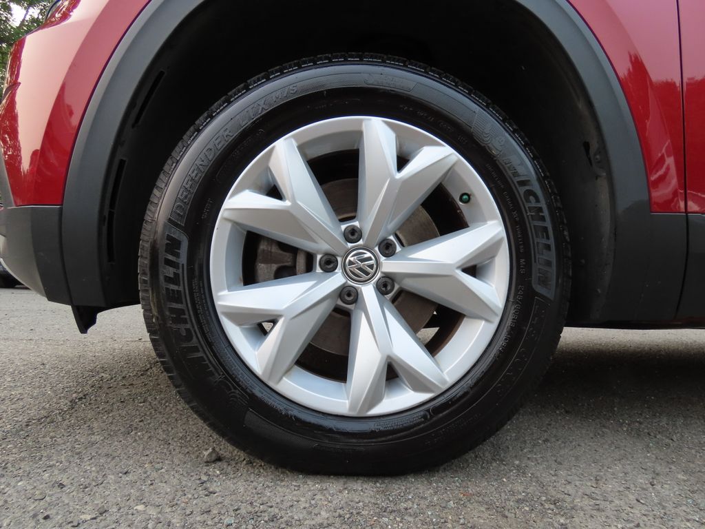Thumbnail: 2018 Volkswagen Atlas - 8