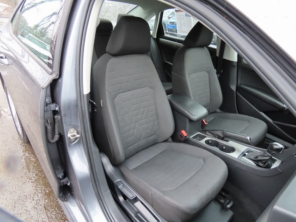 Thumbnail: 2021 Volkswagen Passat - 11