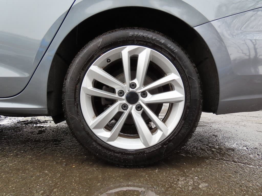 Thumbnail: 2021 Volkswagen Passat - 7