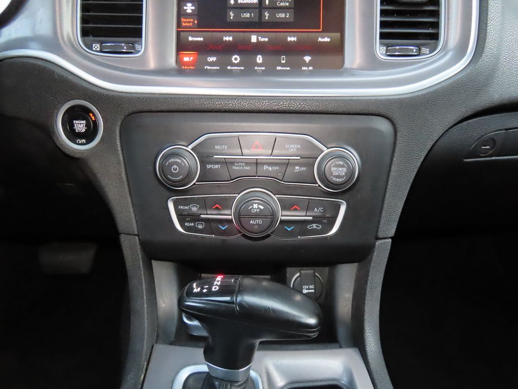 Thumbnail: 2022 Dodge Charger - 23