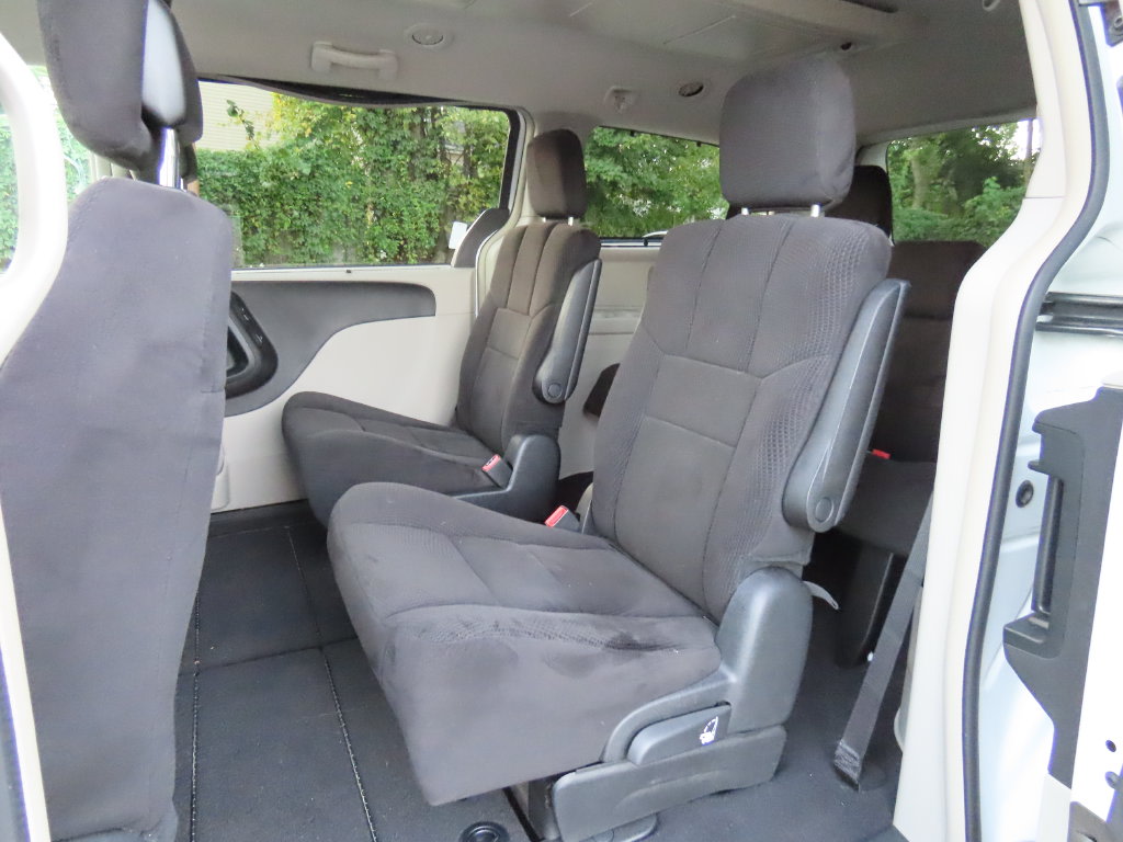 Thumbnail: 2013 Dodge Grand Caravan - 13