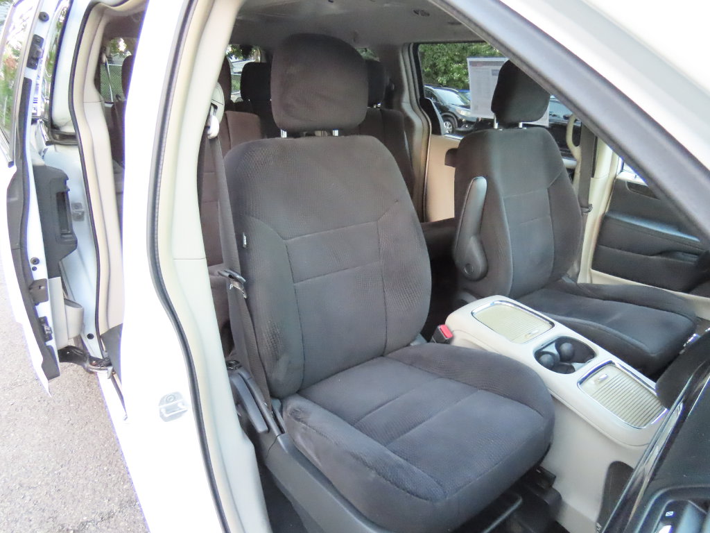 Thumbnail: 2013 Dodge Grand Caravan - 12