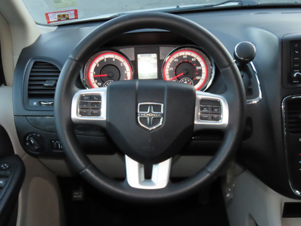 Thumbnail: 2013 Dodge Grand Caravan - 14