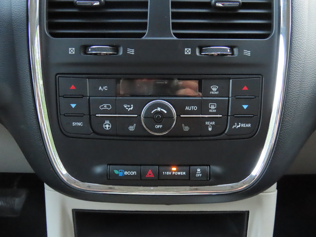 Thumbnail: 2013 Dodge Grand Caravan - 23