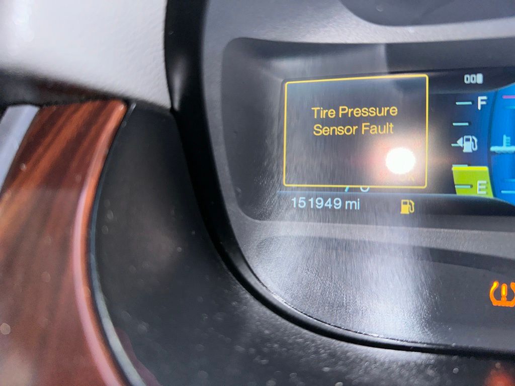 Thumbnail: 2011 Ford Edge - 5