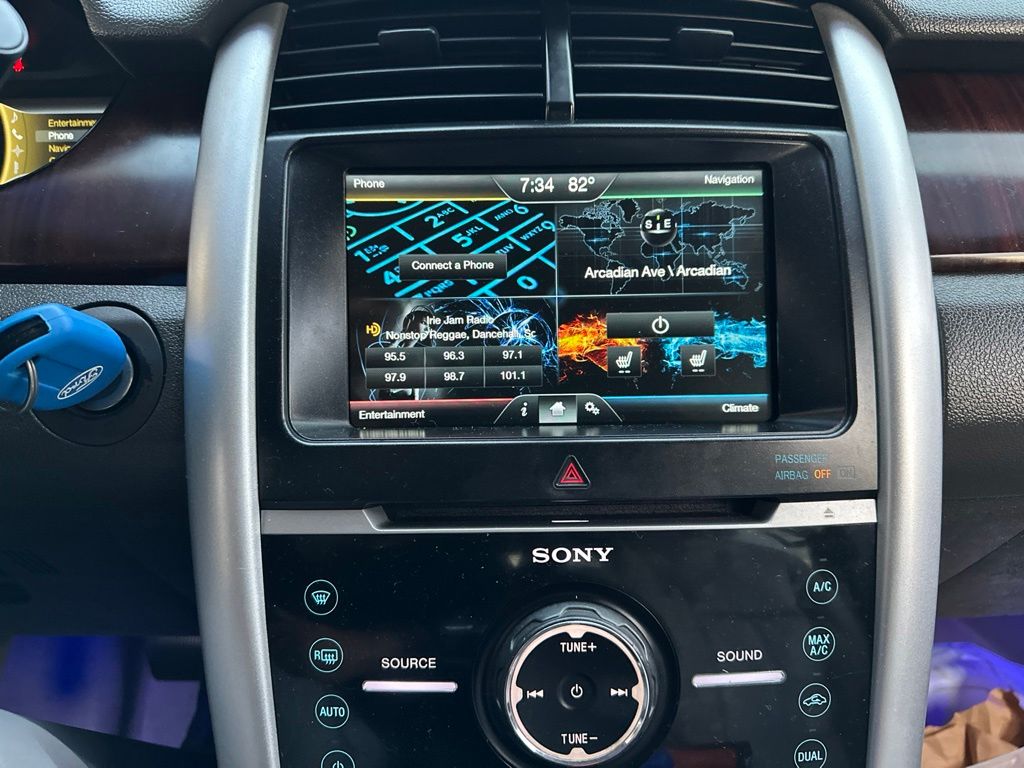 Thumbnail: 2011 Ford Edge - 6