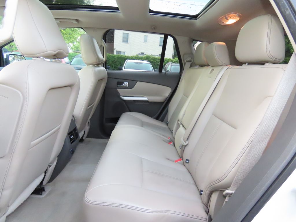 Thumbnail: 2011 Ford Edge - 13