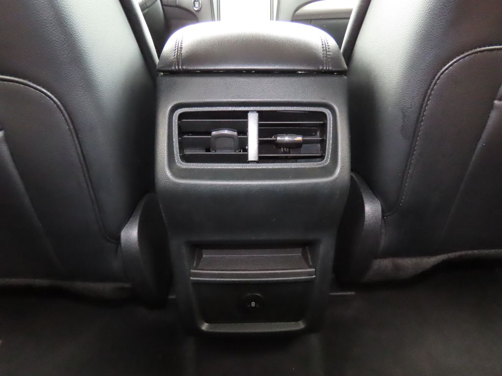 Thumbnail: 2024 Ford Edge - 25