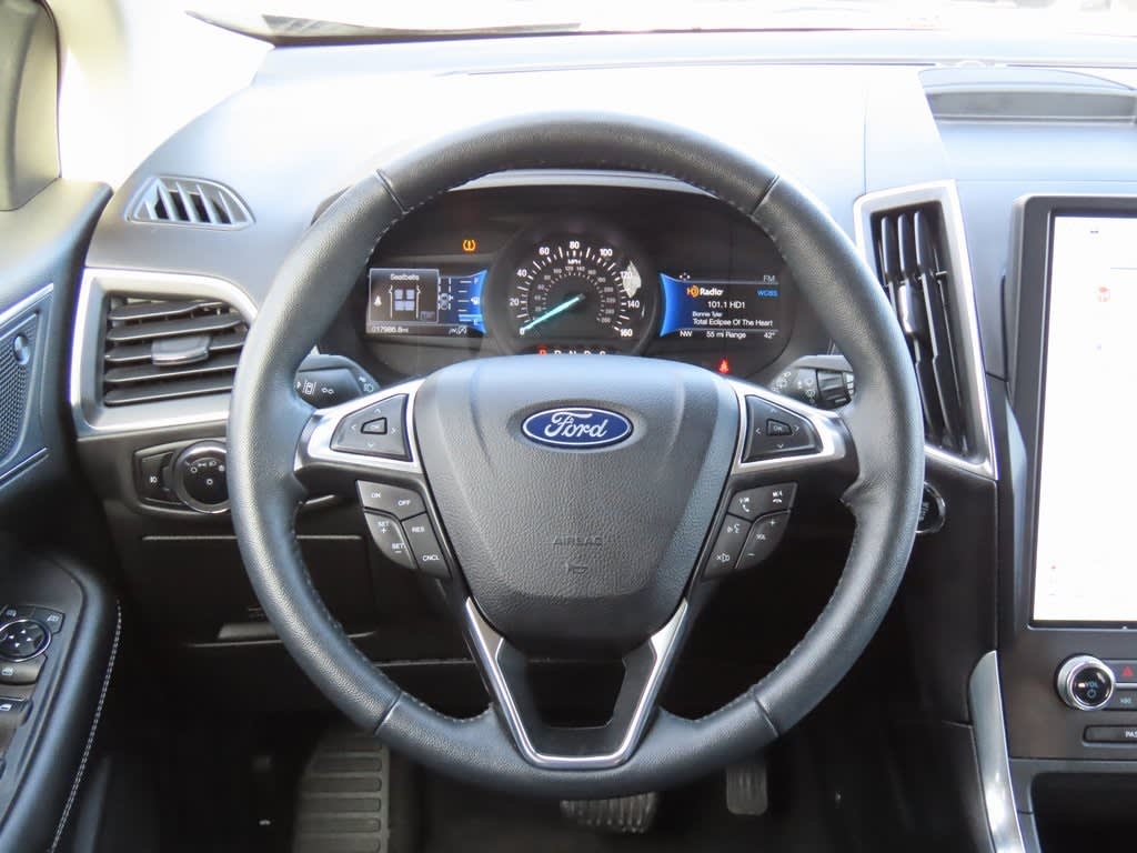 2024 Ford Edge Titanium 10