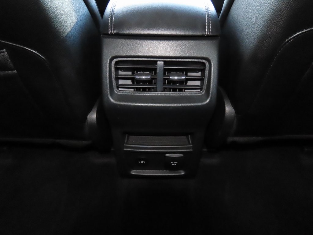 2024 Ford Edge Titanium 26