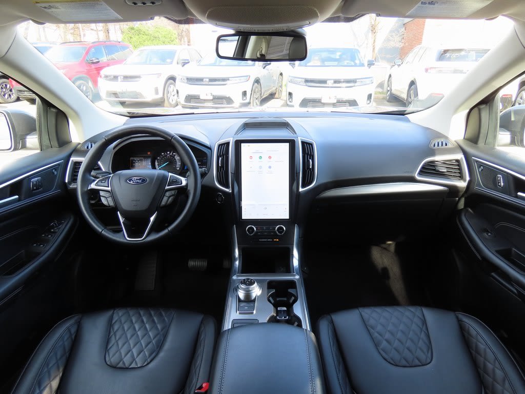 2024 Ford Edge Titanium 2