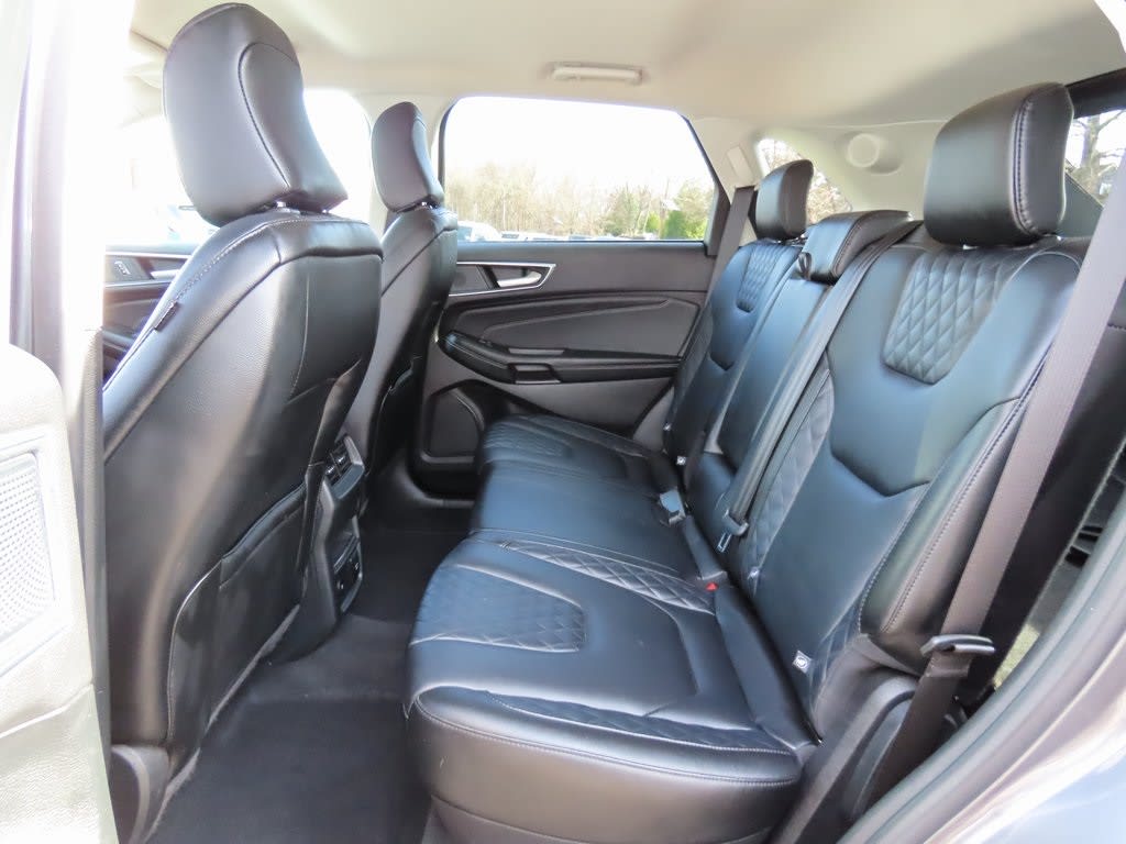 2024 Ford Edge Titanium 13
