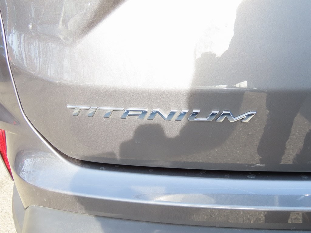 2024 Ford Edge Titanium 7