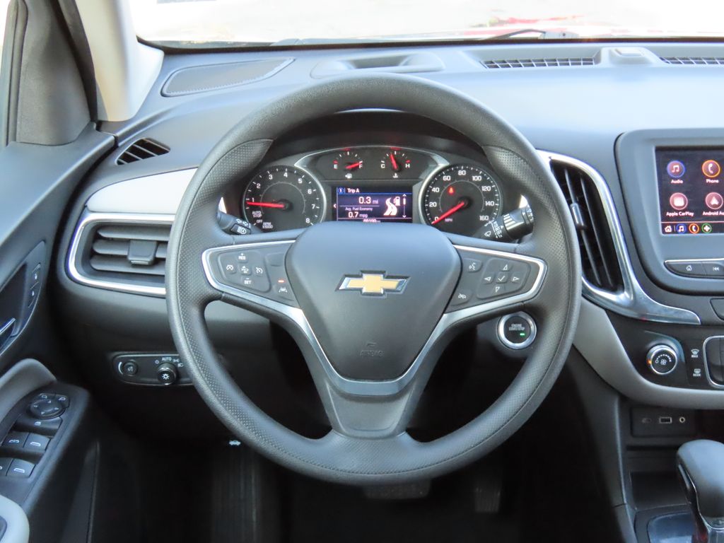 Thumbnail: 2022 Chevrolet Equinox - 10