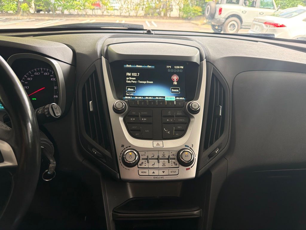 Thumbnail: 2017 Chevrolet Equinox - 8